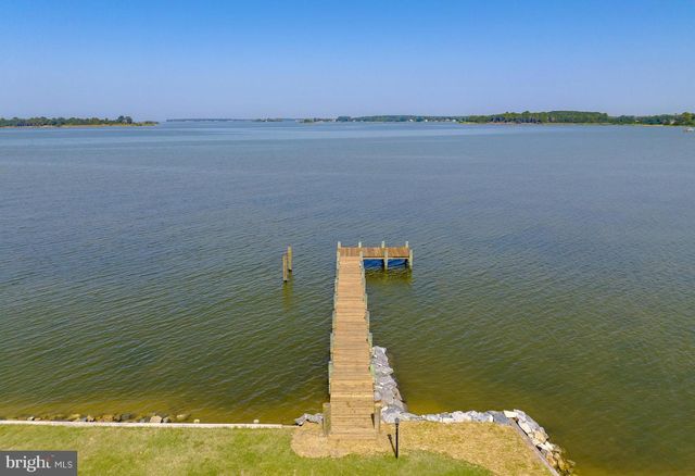 37668 WATERLOO RD, Coltons Point, MD 20626