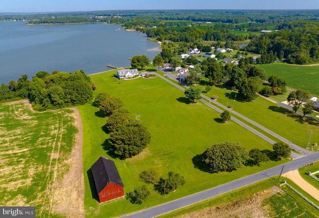 37668 WATERLOO RD, Coltons Point, MD 20626