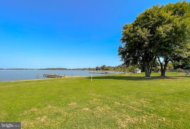 37668 WATERLOO RD, Coltons Point, MD 20626