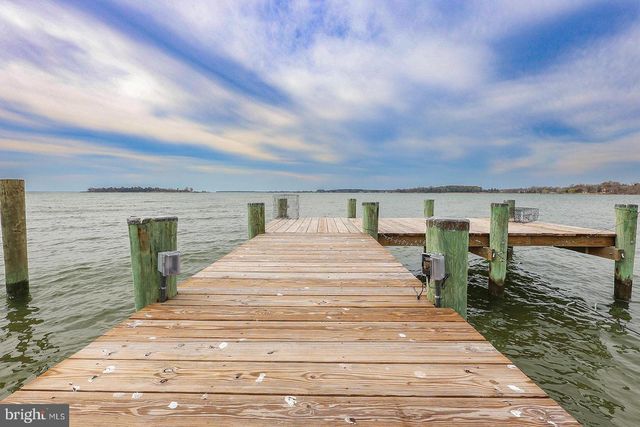 37668 WATERLOO RD, Coltons Point, MD 20626