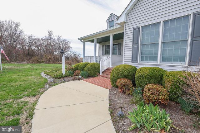 37668 WATERLOO RD, Coltons Point, MD 20626