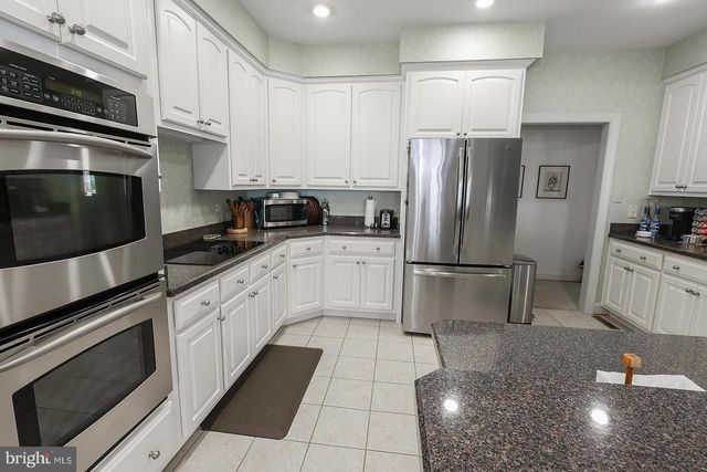 37668 WATERLOO RD, Coltons Point, MD 20626