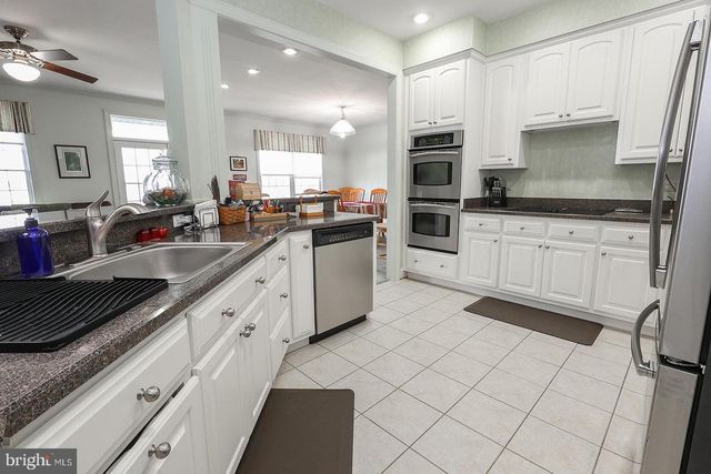 37668 WATERLOO RD, Coltons Point, MD 20626