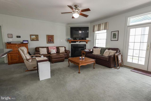 37668 WATERLOO RD, Coltons Point, MD 20626