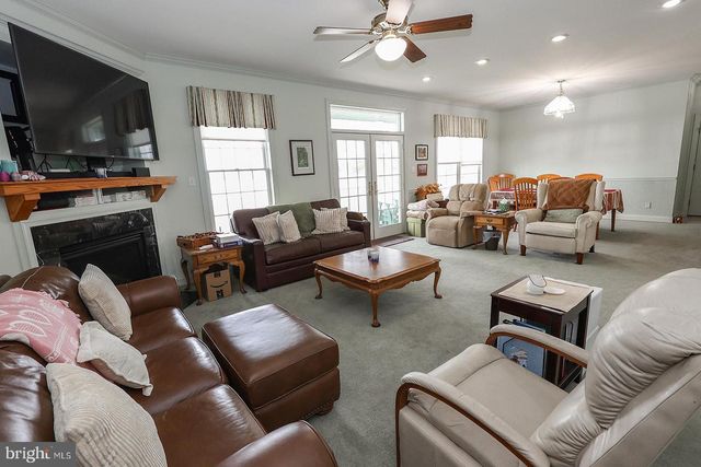 37668 WATERLOO RD, Coltons Point, MD 20626