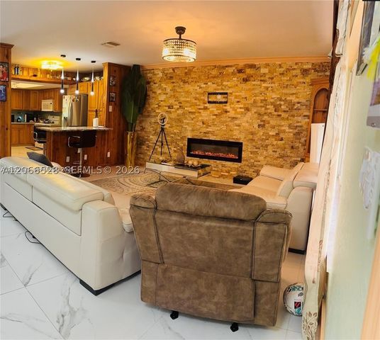 1230 NW 74th Ave, Plantation, FL 33313