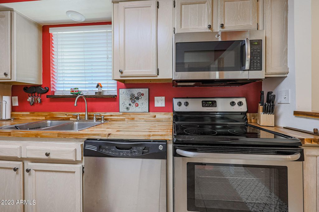 5550 N 12TH Street 24, Phoenix, AZ 85014 — photo 4