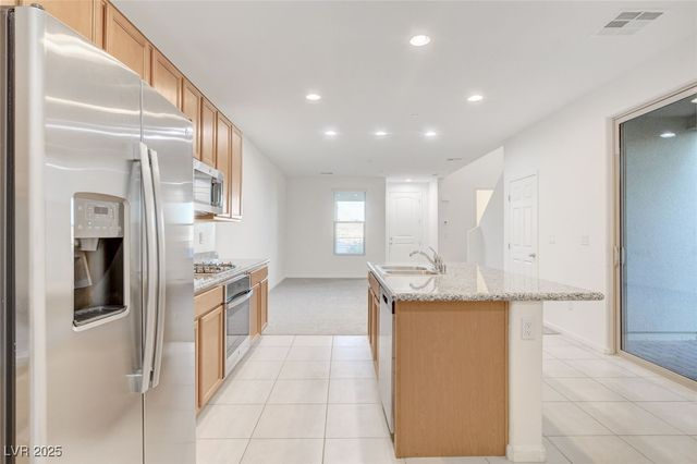 11680 Hamilton Lake Avenue, Las Vegas, NV 89138