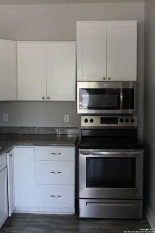 1450 W Craig Pl Unit 1, San Antonio, TX 78201