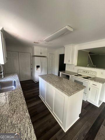 1845 Smokey Road, Newnan, GA 30263
