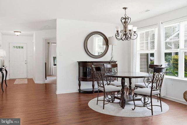 33 CHENNAULT TRL, Falling Waters, WV 25419