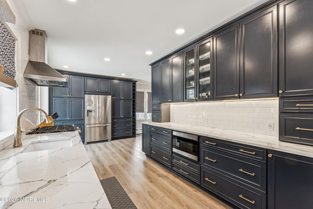 1532 Long Meadow, Mountainside, NJ 07092