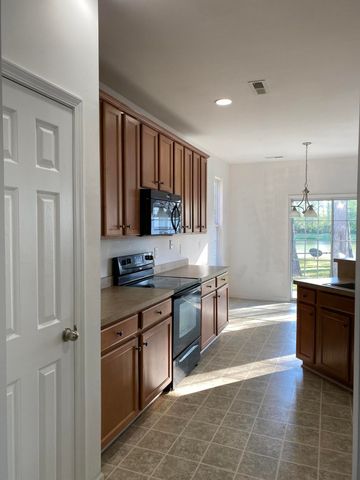 8977 N Red Maple Circle, Summerville, SC 29485