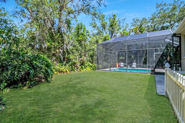 104 PARK TRACE BOULEVARD, Osprey, FL 34229