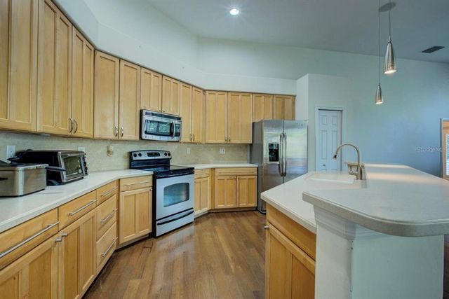 104 PARK TRACE BOULEVARD, Osprey, FL 34229