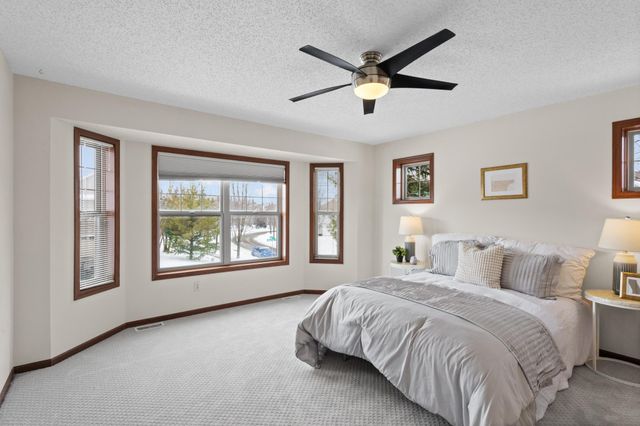 3091 Wilderness Path, Woodbury, MN 55129