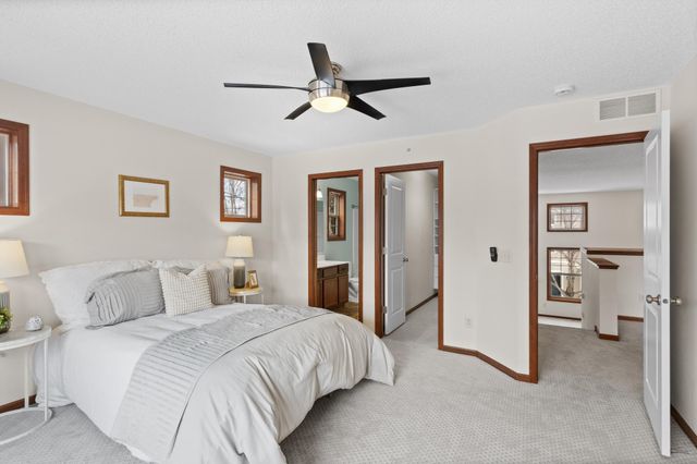 3091 Wilderness Path, Woodbury, MN 55129