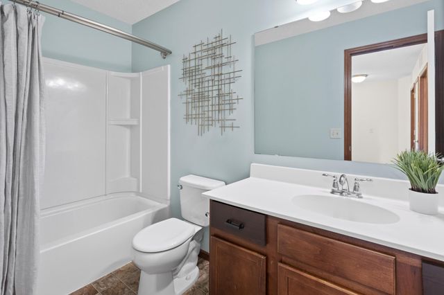 3091 Wilderness Path, Woodbury, MN 55129