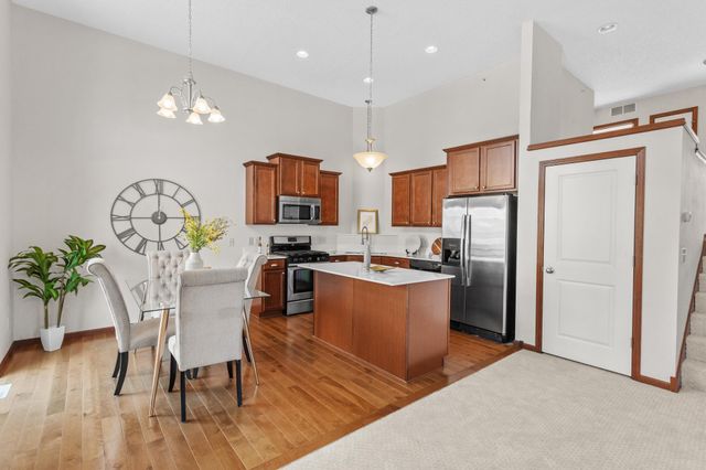 3091 Wilderness Path, Woodbury, MN 55129