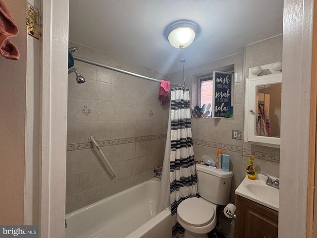 5217 RODMAN ST, Philadelphia, PA 19143