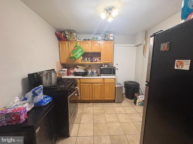 5217 RODMAN ST, Philadelphia, PA 19143