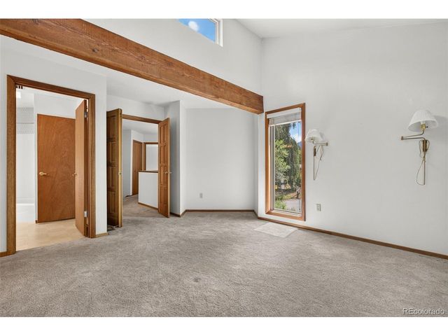 102 Creekside Ln, Colorado Springs, CO 80906