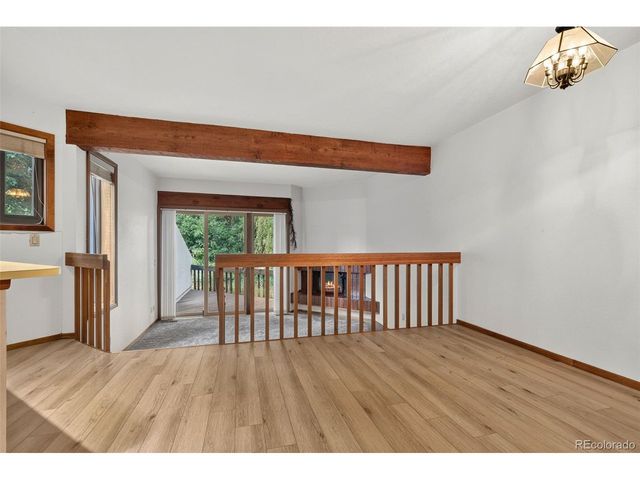 102 Creekside Ln, Colorado Springs, CO 80906