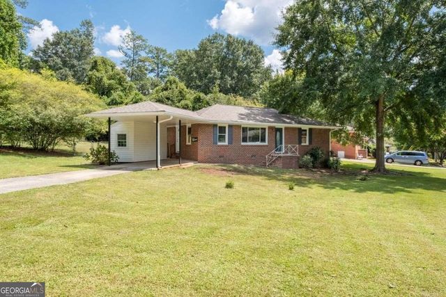 208 SE Yancy Drive SE, Marietta, GA 30067