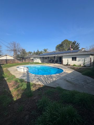 4755 N Sharon Avenue, Fresno, CA 93704