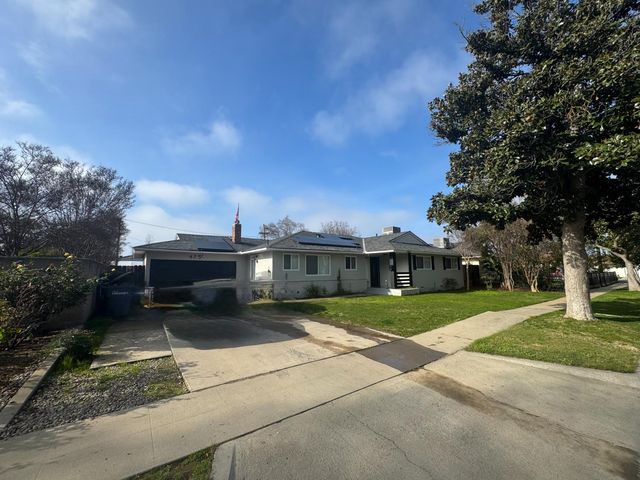 4755 N Sharon Avenue, Fresno, CA 93704