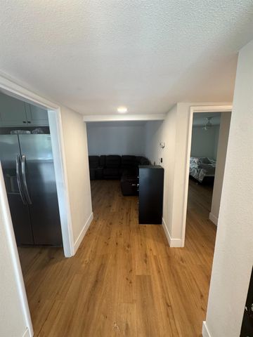 4755 N Sharon Avenue, Fresno, CA 93704