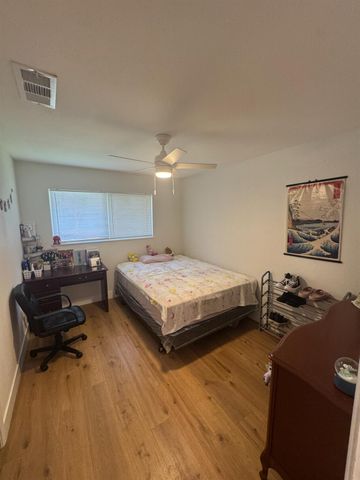 4755 N Sharon Avenue, Fresno, CA 93704