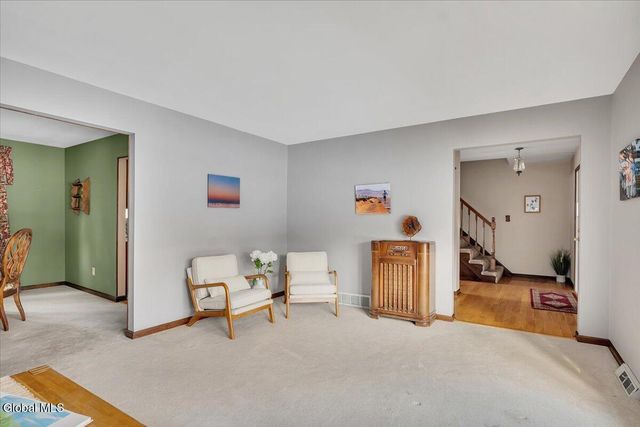 767 Huntingdon Drive, Niskayuna, NY 12309