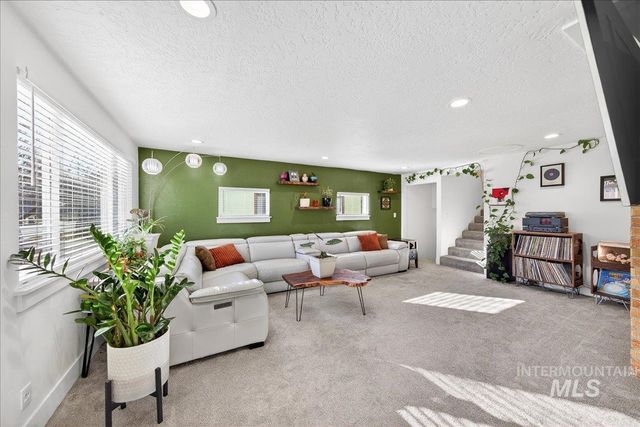 621 N Roosevelt St, Boise, ID 83706