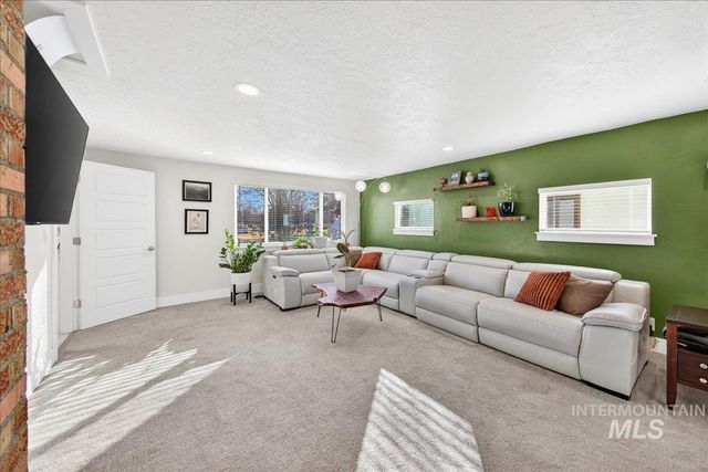 621 N Roosevelt St, Boise, ID 83706