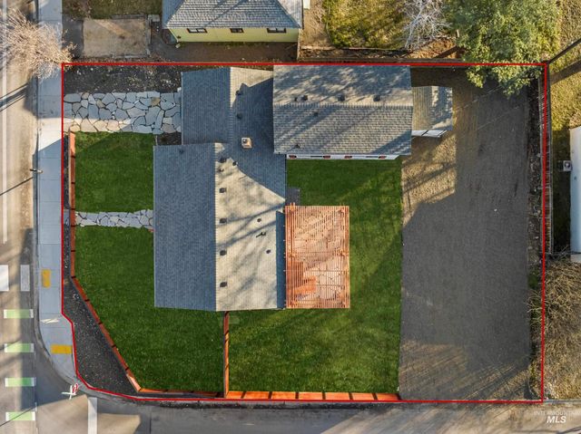 621 N Roosevelt St, Boise, ID 83706