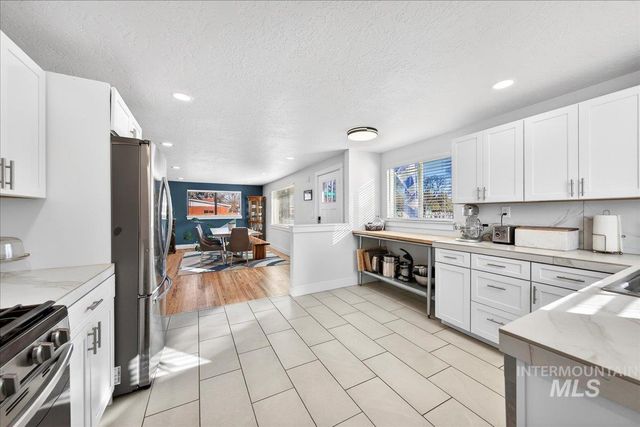 621 N Roosevelt St, Boise, ID 83706