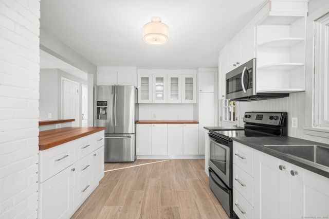 74 Twin Hills Drive, Groton, CT 06340