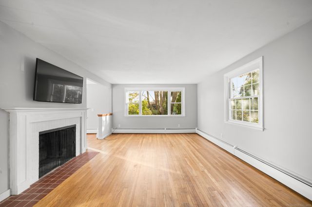 74 Twin Hills Drive, Groton, CT 06340