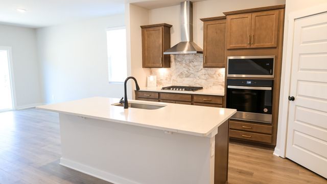 410 Wild Iris Way, Spring Hill, TN 37174