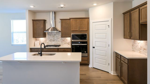 410 Wild Iris Way, Spring Hill, TN 37174