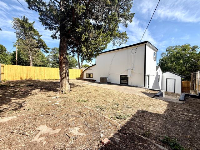 1201 Forester Drive, Dallas, TX 75216