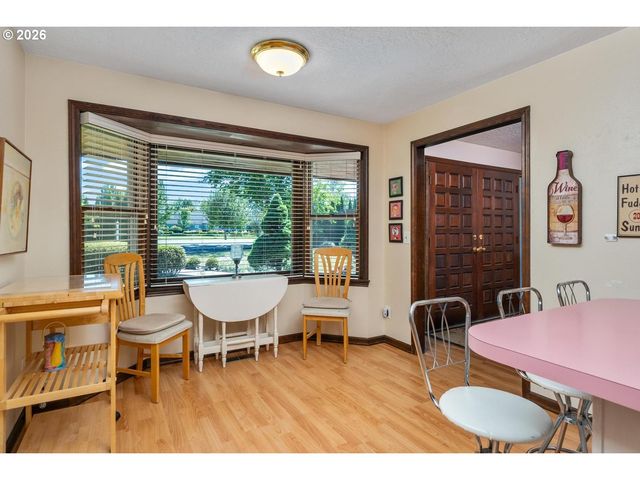 18345 Se CHELDELIN Rd, Gresham, OR 97080