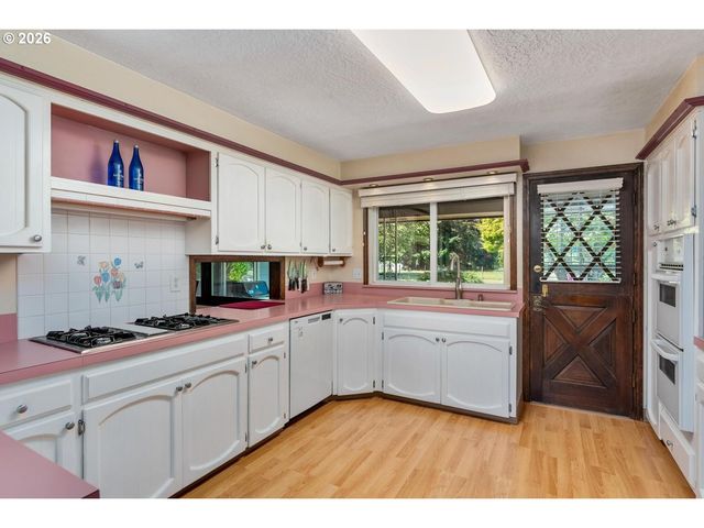 18345 Se CHELDELIN Rd, Gresham, OR 97080