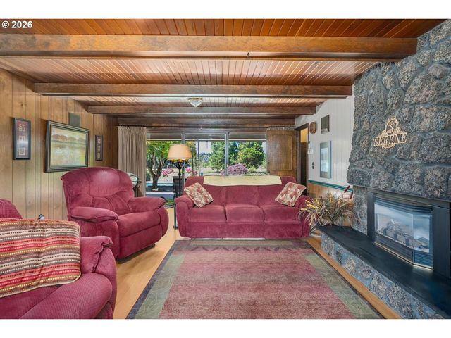 18345 Se CHELDELIN Rd, Gresham, OR 97080