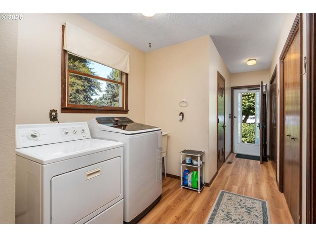 18345 Se CHELDELIN Rd, Gresham, OR 97080