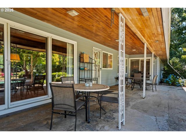 18345 Se CHELDELIN Rd, Gresham, OR 97080