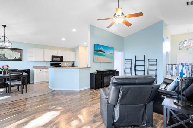 15522 BAY VISTA DRIVE, Clermont, FL 34714