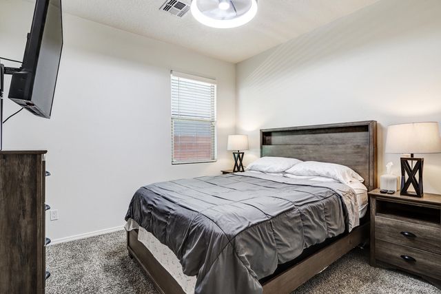 4453 Golden Eagle Loop NE, Rio Rancho, NM 87144