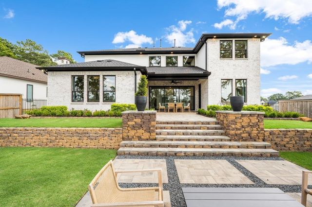 28037 Pebble Park Drive, Spring, TX 77386